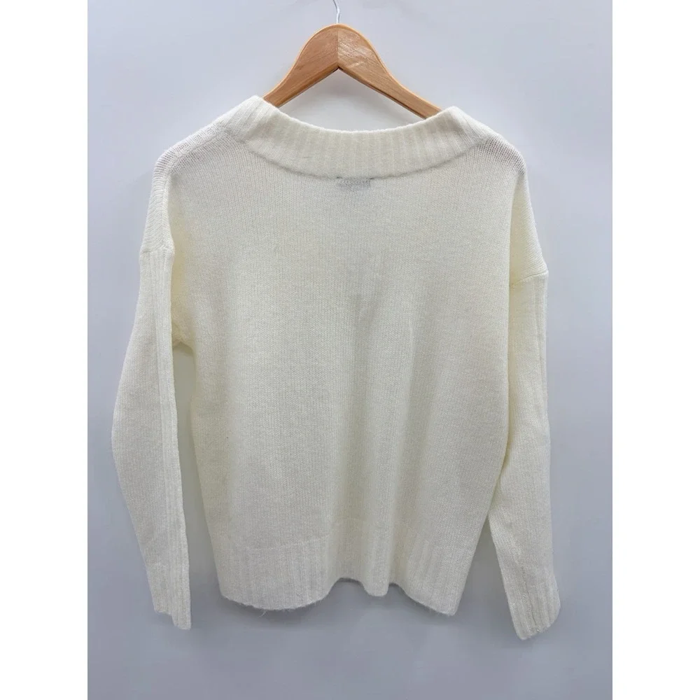 Talbots Womens Size Small Wool Blend Long Sleeve V Neck Sweater in Ivory $99
